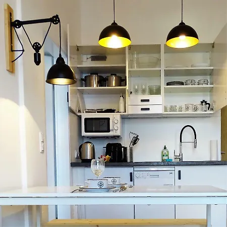 Urban By Bestchoice - Free Parking - Self Check-in Apartment