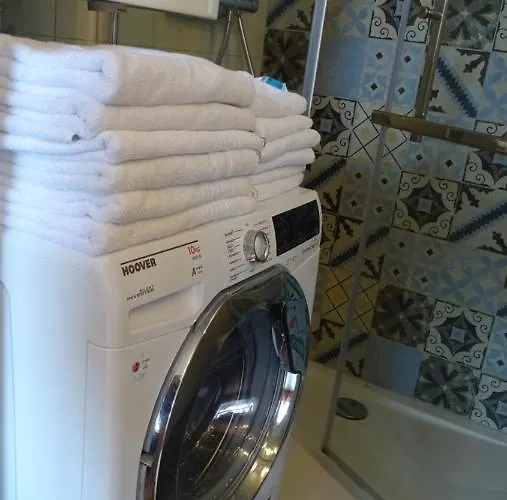 Urban By Bestchoice - Free Parking - Self Check-in Apartment