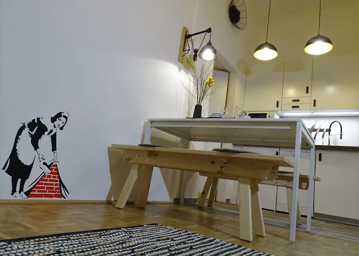 Urban By Bestchoice - Free Parking - Self Check-in Apartment